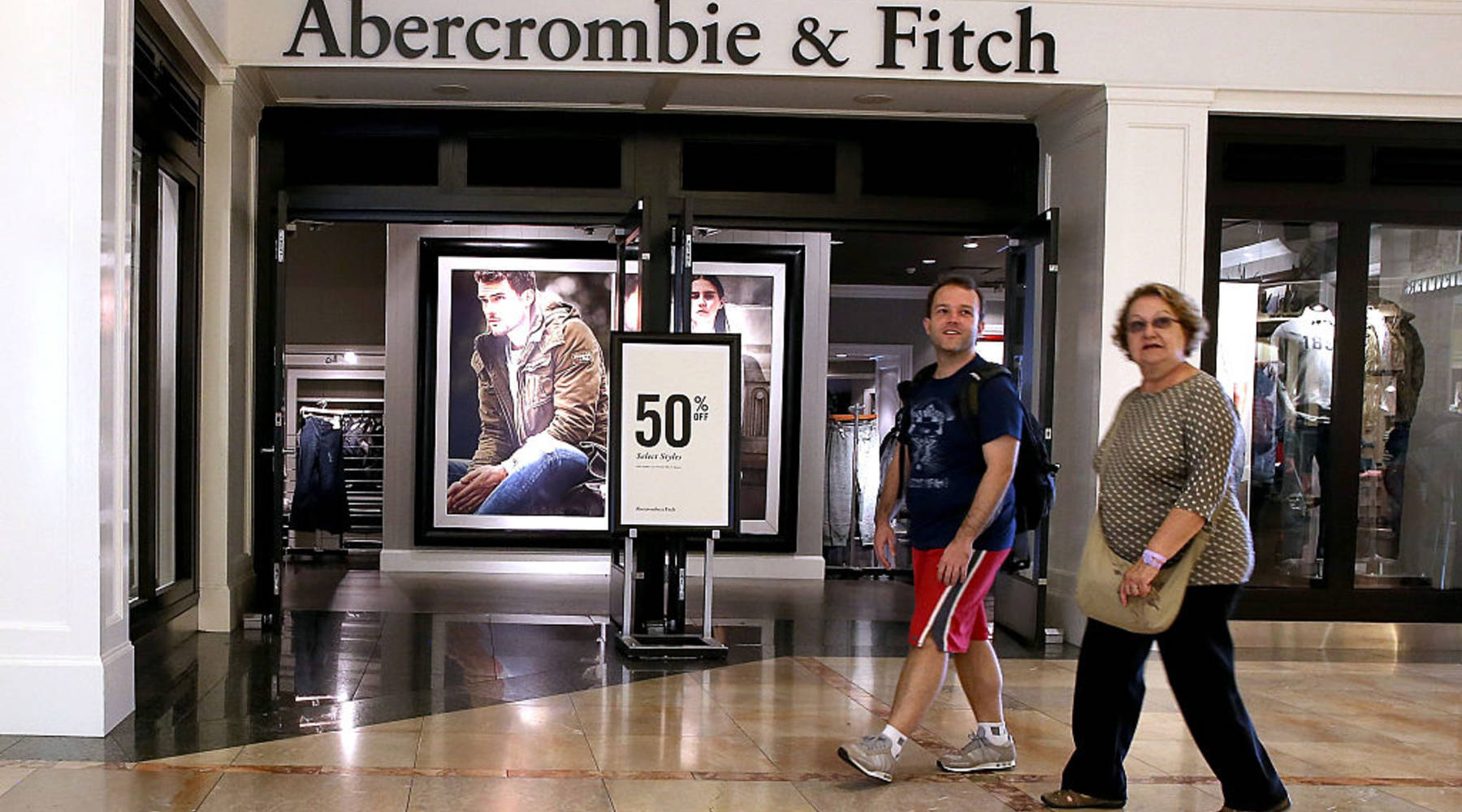 difference between abercrombie and abercrombie and fitch