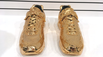 Versace Chain Reaction Sneakers - A&V Pawn