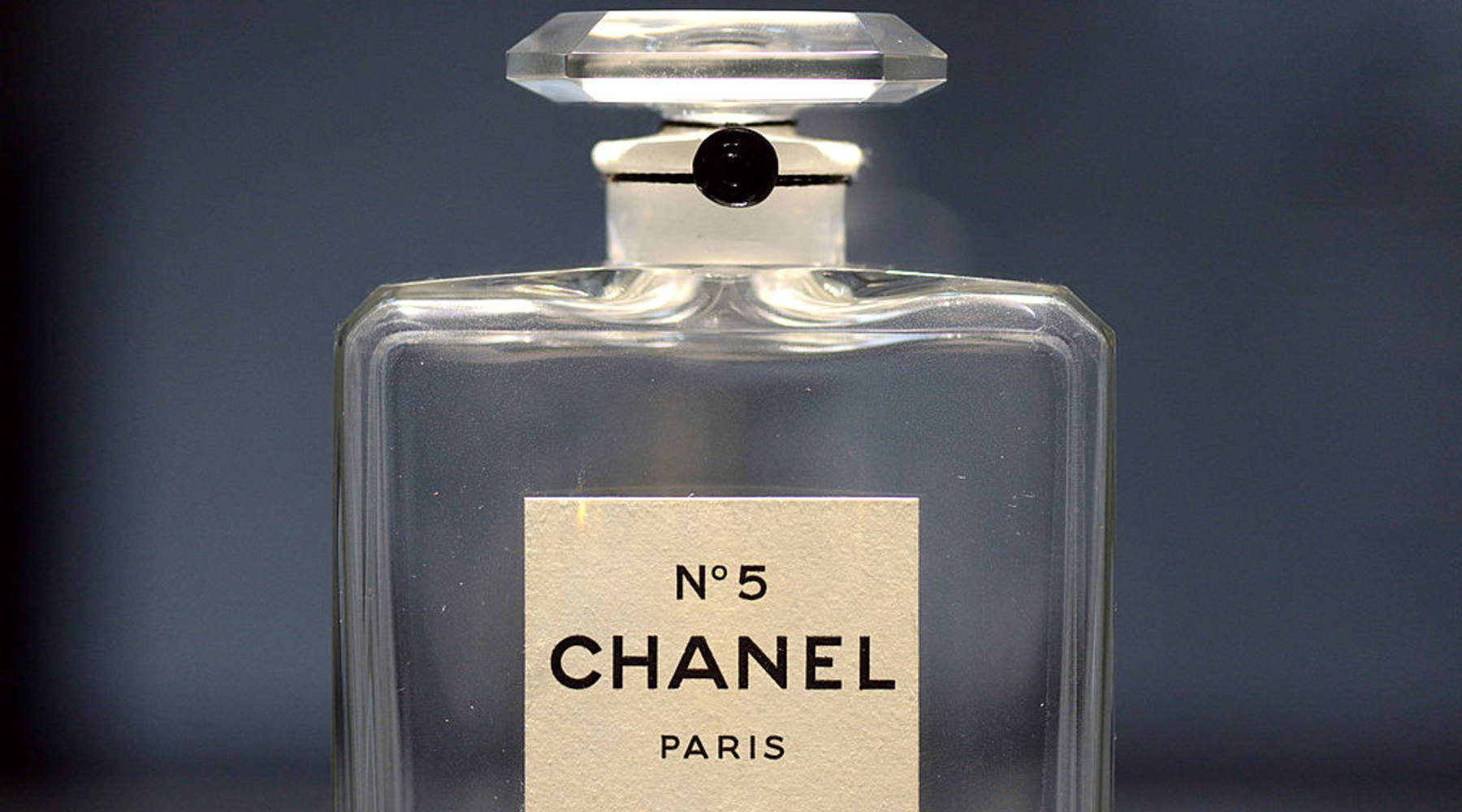 UK perfume shops hope new Chanel fragrance can mask foul sales  Retail  industry  The Guardian