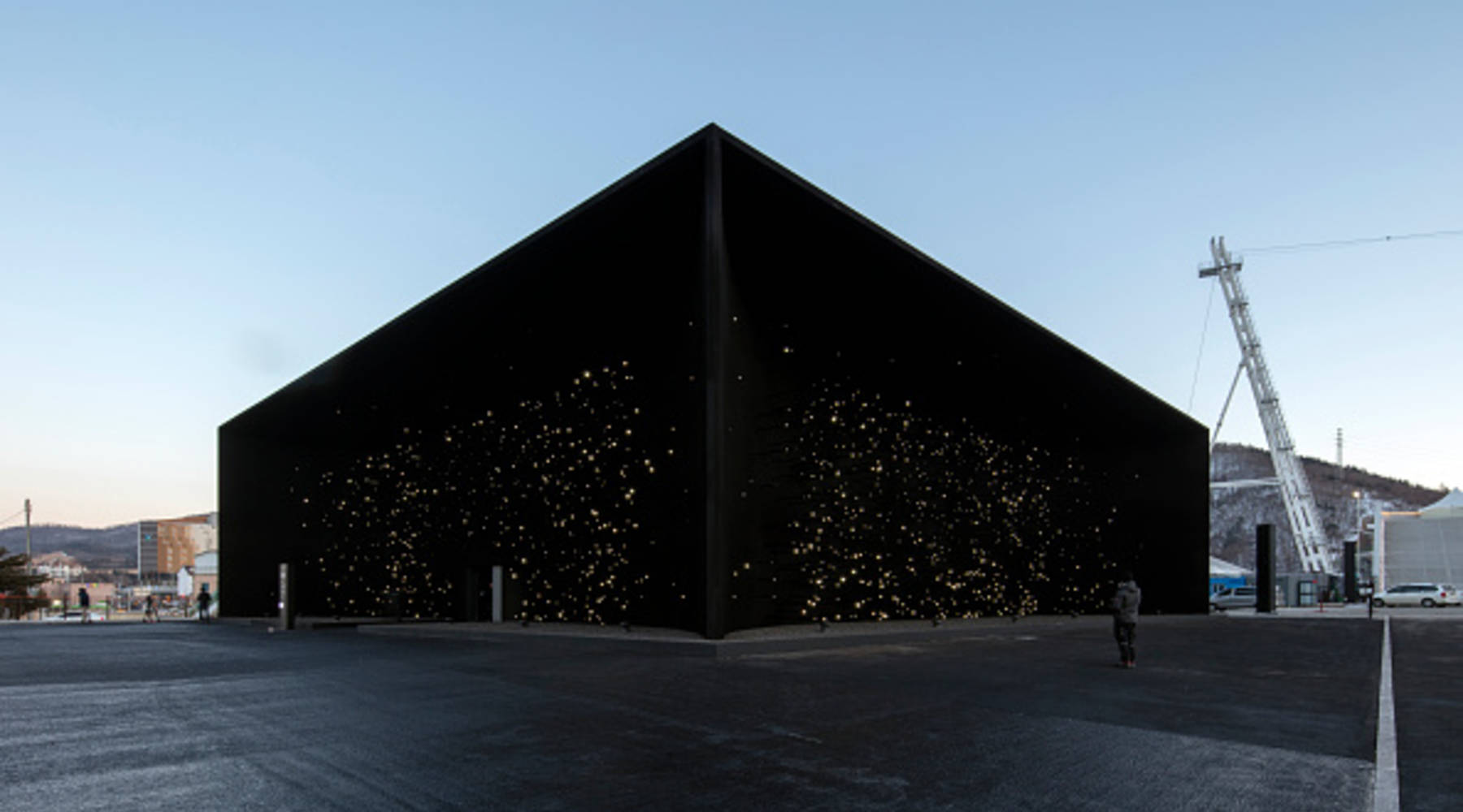 The darkest building on the planet is at the Olympics - Marketplace