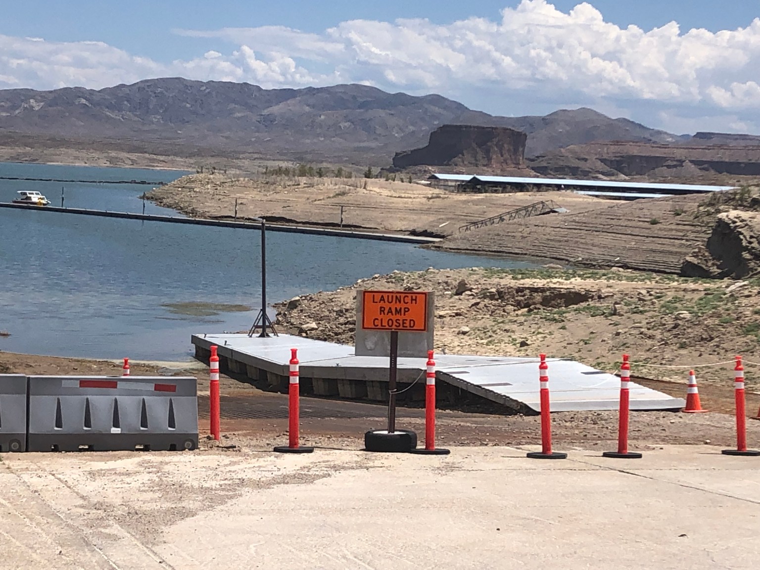 Lake Mead business struggles as water drops to historic low Marketplace