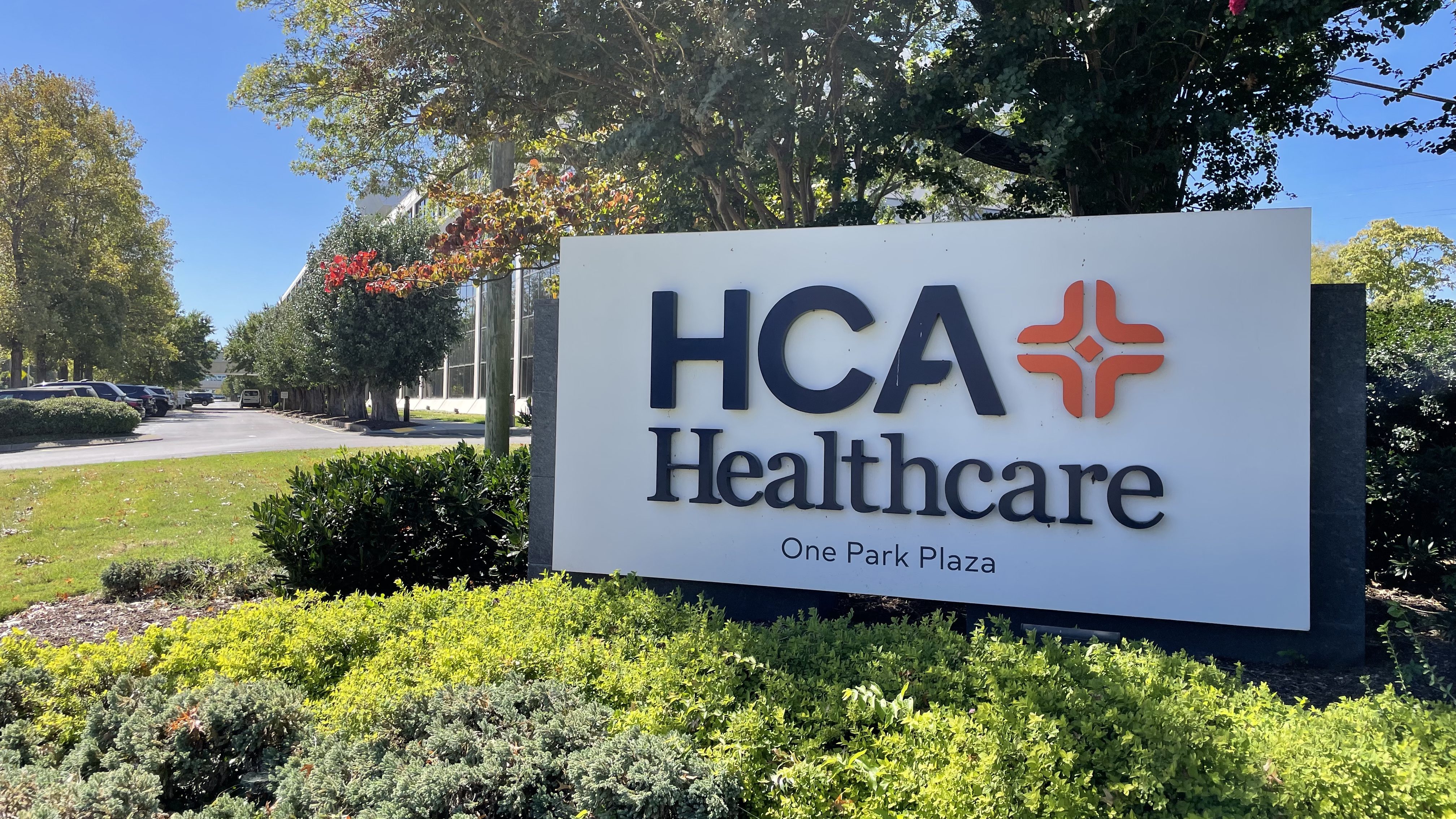 HCA Healthcare accused of over-admitting ER patients - Marketplace