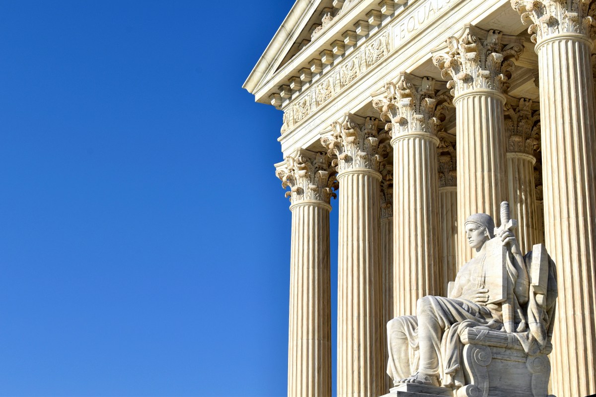 supreme court building statues