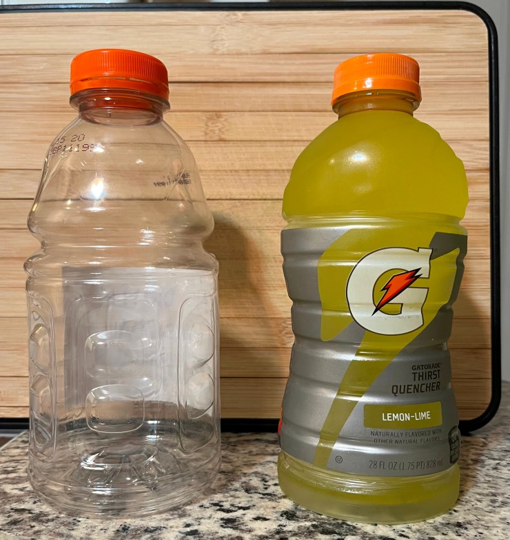 Gatorade shrinkflation. Left: 2021 (32 ounces). Right: 2022 (28 ounces). :  r/shrinkflation