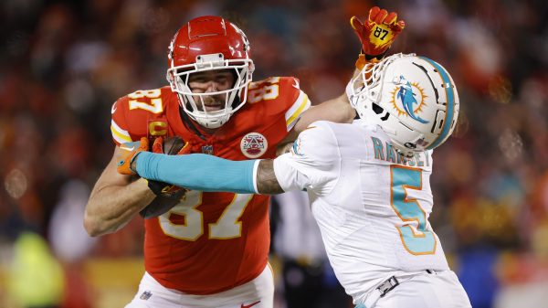 Chiefs Vs. Dolphins On Peacock Was Most-Watched Livestream In U.S. History,  NBCUniversal Says