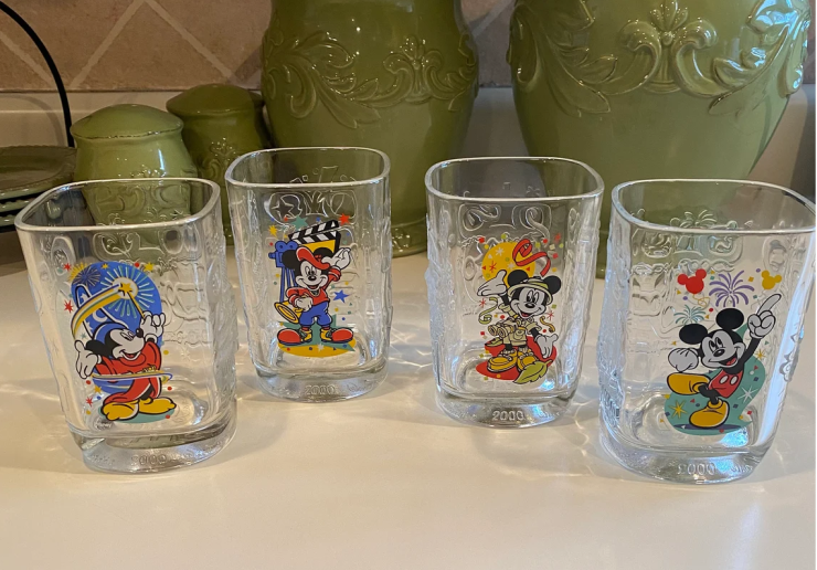 A complete set of Disney Millennium mugs from Etsy shop LilyValleyTreasures. (Courtesy of LilyValleyTreasures)