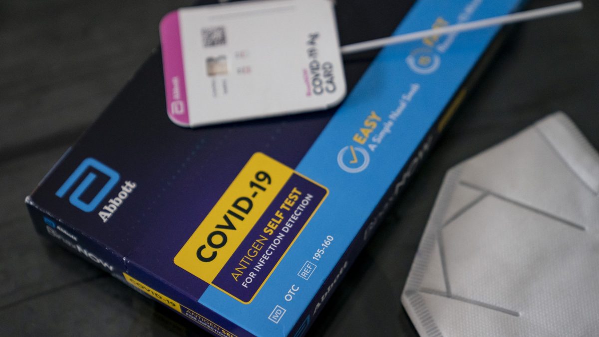 Federal government reintroduces free COVID-19 home tests –